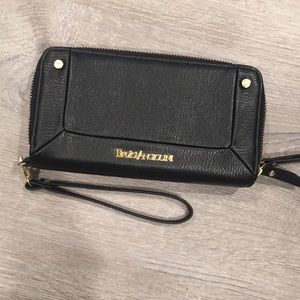 🌵Enzo Angiolini black leather wallet purse